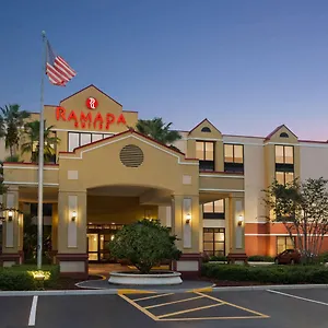 Hotel Ramada By Wyndham Airport- Free Airport Shuttle Orlando
