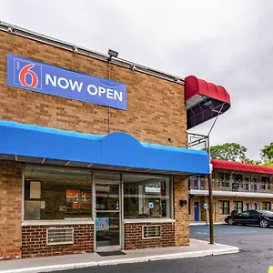 Hotel 6-elmsford, Ny - White Plains Elmsford