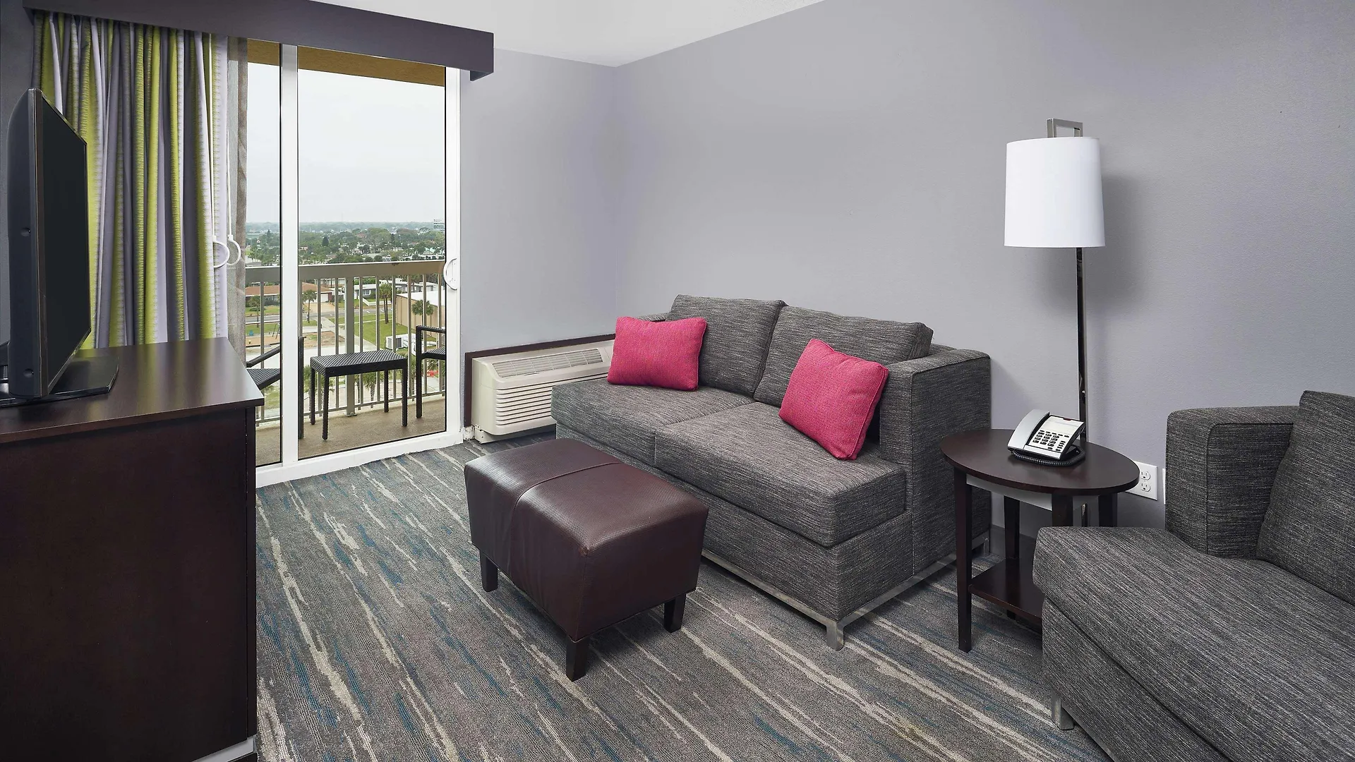 Hampton Inn Daytona Beach/Beachfront Hotel