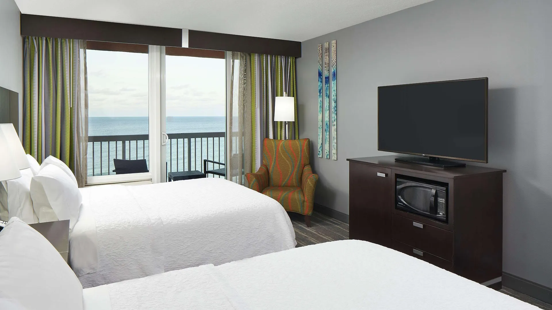 Hampton Inn Daytona Beach/Beachfront 3*,