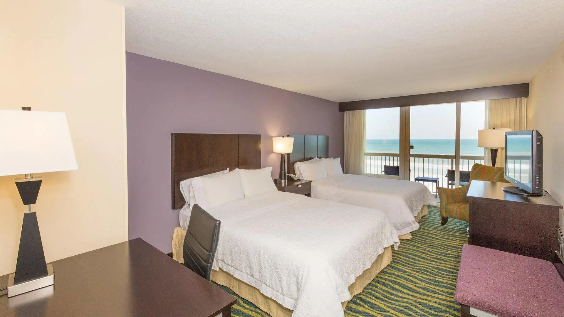 Hampton Inn Daytona Beach/Beachfront Hotel